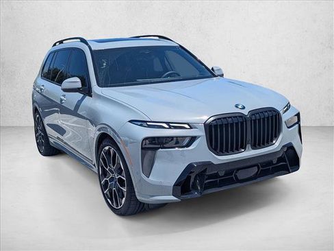 Used 2026 BMW X7 xDrive40i w/ Executive Package AWD/4WD image 6