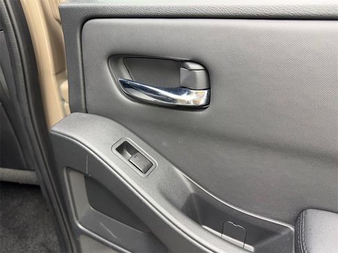 Used 2022 Nissan Frontier Pro-X w/ Pro-X Premium Package image 44