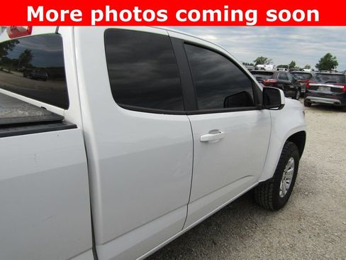Used 2021 Chevrolet Colorado LT w/ Fleet Safety Package RWD image 6