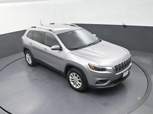Used 2019 Jeep Cherokee Latitude w/ Popular Appearance Group AWD/4WD image 13