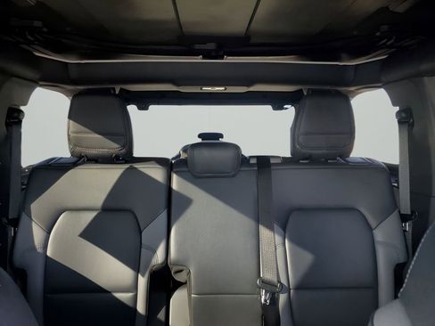 Used 2022 Ford Bronco Black Diamond image 43