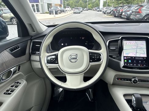 Certified 2024 Volvo XC90 T8 Plus AWD/4WD image 16