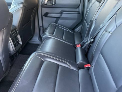 Used 2025 Ford Bronco Outer Banks AWD/4WD image 12