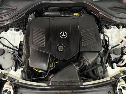 Certified 2025 Mercedes-Benz GLC 350e 4MATIC image 31