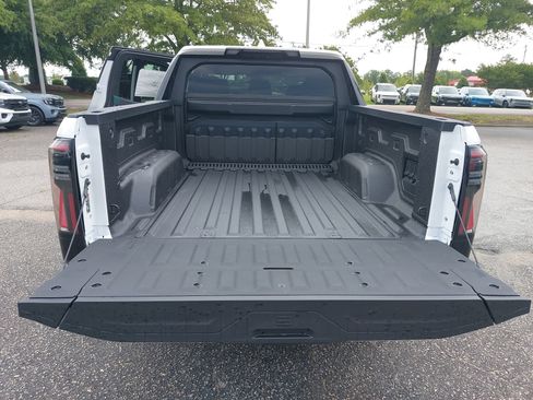 New 2025 GMC Sierra EV Denali image 13