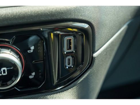 New 2026 GMC Sierra 1500 Elevation w/ Elevation Premium Package AWD/4WD image 28