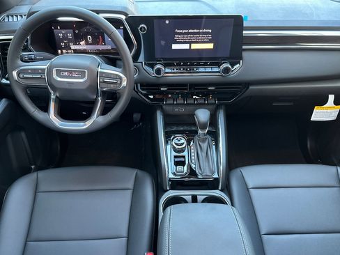 New 2025 GMC Canyon Elevation w/ Convenience Package image 14