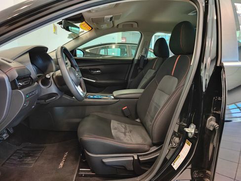 Used 2024 Nissan Sentra SR FWD image 22