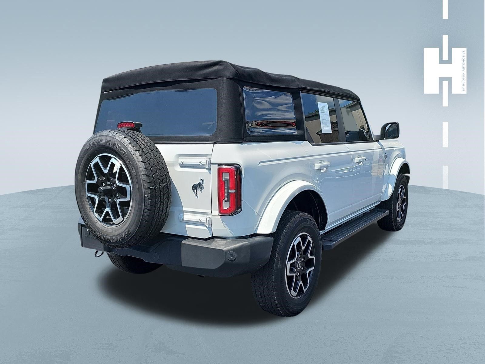 Used 2022 Ford Bronco Outer Banks AWD/4WD image 3