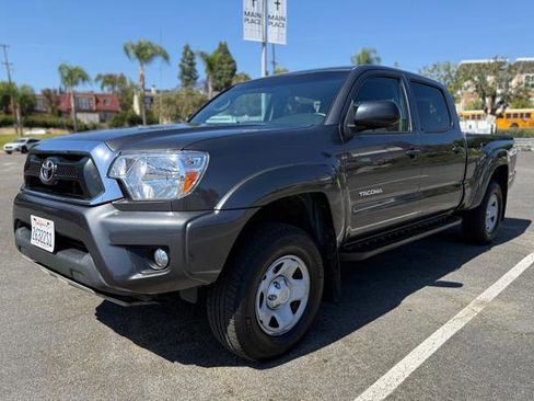 Used 2015 Toyota Tacoma PreRunner w/ SR5 Package RWD image 1