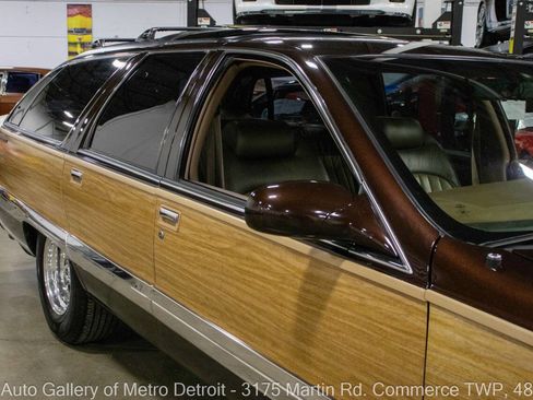 Used 1996 Buick Roadmaster Estate image 24