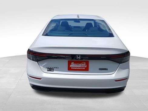 Used 2024 Honda Accord EX image 4