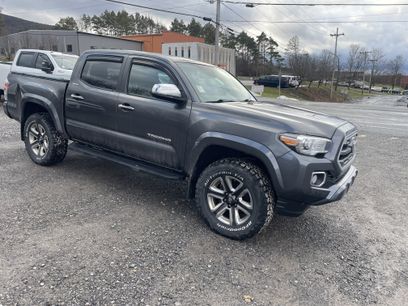 Used 2017 Toyota Tacoma Limited