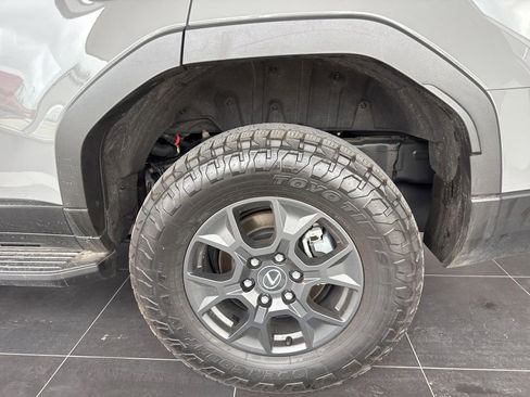 Used 2024 Lexus GX 550 AWD/4WD image 7