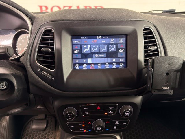 Used 2021 Jeep Compass Latitude w/ Driver Assistance Group FWD image 25