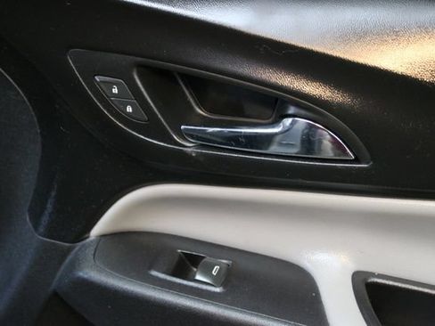 Used 2019 Chevrolet Equinox LT AWD/4WD image 9