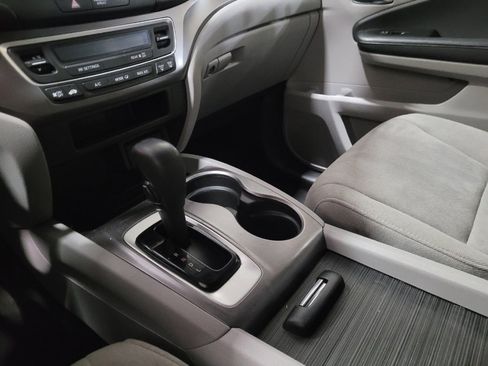 Used 2019 Honda Pilot LX image 26