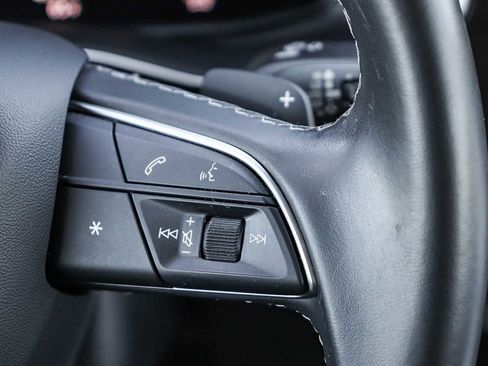 Used 2022 Audi Q8 Premium Plus image 21