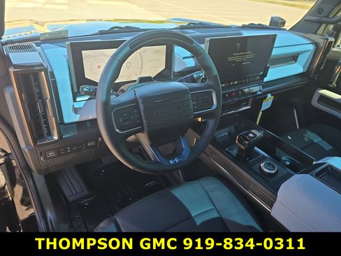 New 2025 GMC Hummer EV 3X image 17
