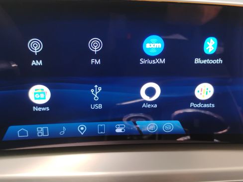 New 2025 Cadillac Lyriq Sport image 34