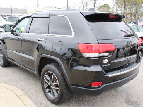 Used 2019 Jeep Grand Cherokee Limited AWD/4WD image 8