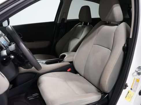 Used 2022 Honda HR-V EX image 25