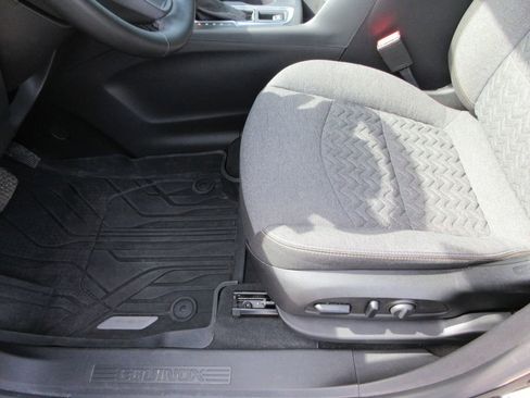 Used 2024 Chevrolet Equinox LT w/ LPO, Floor Liner Package image 21