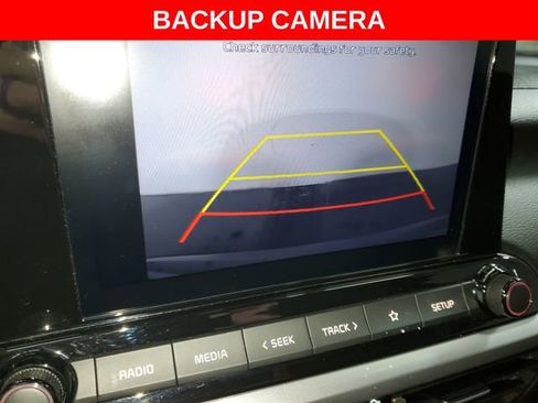 Used 2024 Kia Forte LXS image 17