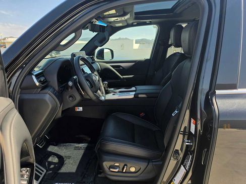 Used 2026 Lexus LX 600 F Sport AWD/4WD image 20