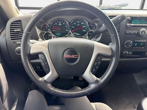 Used 2011 GMC Sierra 2500 SLE w/ SLE Preferred Package AWD/4WD image 24