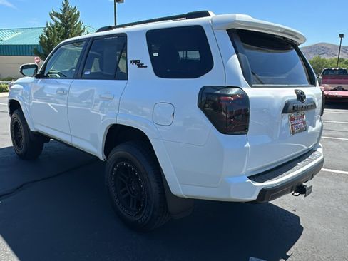 Used 2023 Toyota 4Runner TRD Off-Road Premium image 5