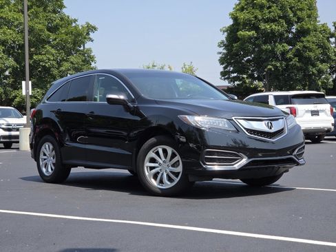 Used 2018 Acura RDX AWD image 2
