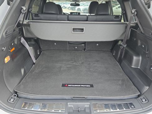 Used 2024 Mitsubishi Outlander SEL image 14