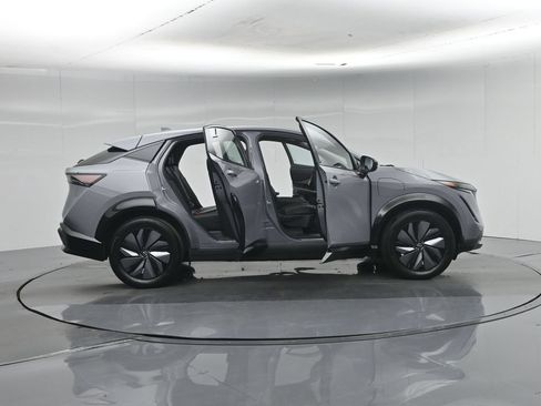 Used 2024 Nissan Ariya AWD image 4