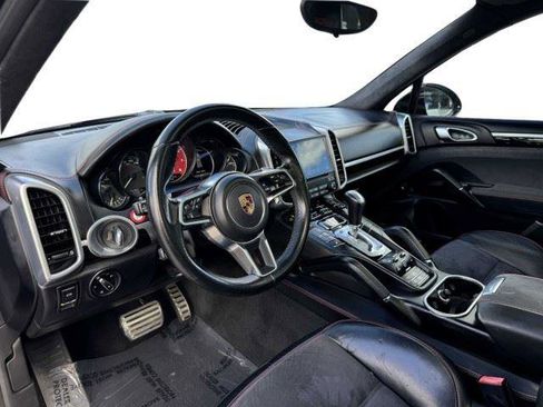 Used 2017 Porsche Cayenne GTS AWD/4WD image 20