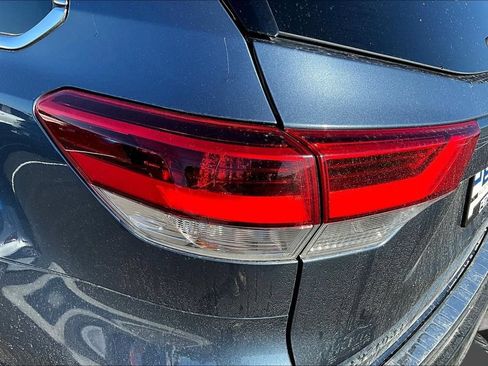 Used 2017 Toyota Highlander Limited Platinum w/ Protection Package #3 AWD/4WD image 21