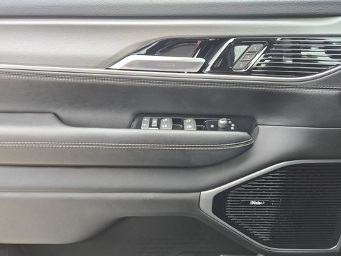 New 2026 Jeep Grand Wagoneer Limited AWD/4WD image 18