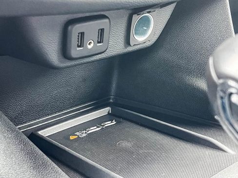 Used 2022 Chevrolet Traverse LT w/ LPO, Floor Liner Package image 32