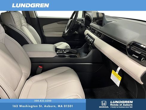 New 2026 Honda Pilot Elite image 8