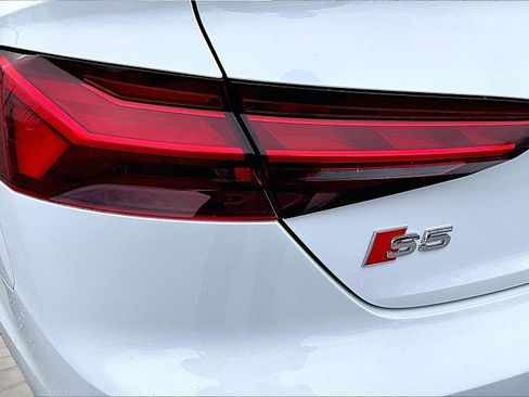 Used 2022 Audi S5 Premium Plus w/ Premium Plus image 28