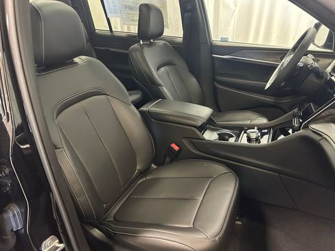 New 2025 Jeep Grand Cherokee L Limited w/ Luxury Tech Group II image 23