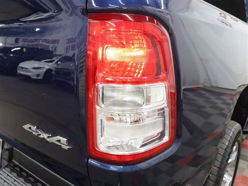 Used 2019 RAM 1500 Big Horn AWD/4WD image 14