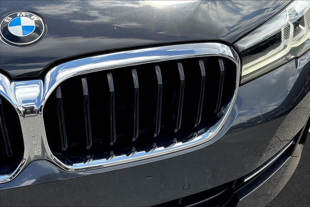 Used 2022 BMW 540i w/ Premium Package RWD image 30