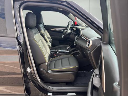Used 2024 Chevrolet TrailBlazer ACTIV FWD image 16