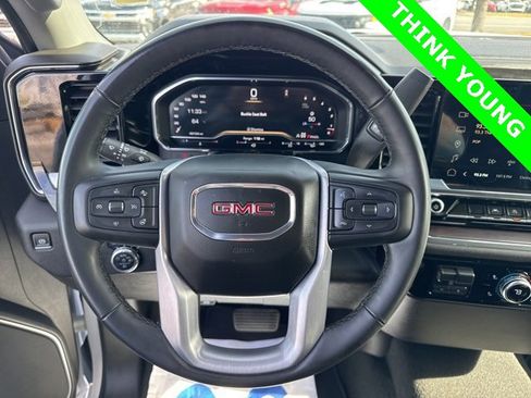 Used 2025 GMC Sierra 1500 SLT image 17