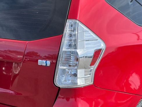 Used 2014 Toyota Prius V Five FWD image 34