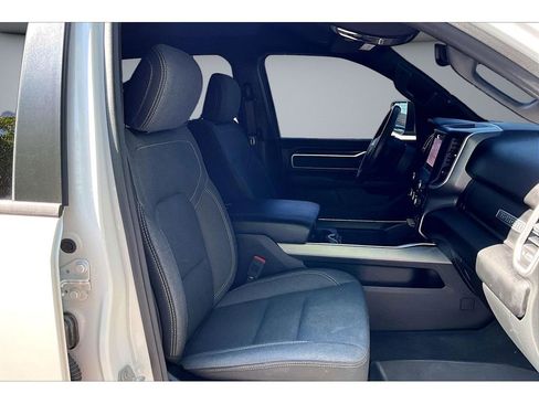 Used 2022 RAM 1500 Big Horn AWD/4WD image 10