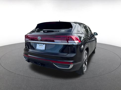 Used 2025 Volkswagen Atlas Cross Sport SE image 14