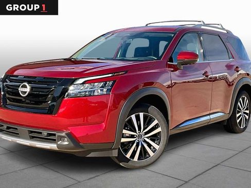 Used 2024 Nissan Pathfinder Platinum w/ Black Appearance Package image 1