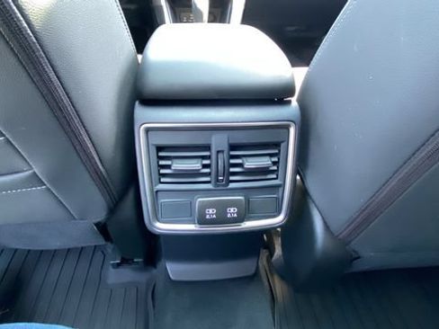 Certified 2023 Subaru Forester Premium AWD/4WD image 16